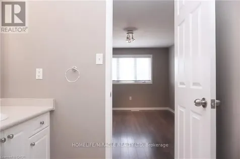 40 Madeleine Street Kitchener ON N2R 1V4