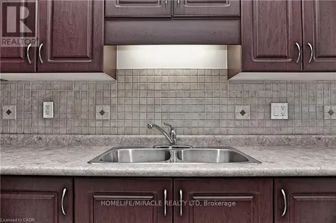 40 Madeleine Street Kitchener ON N2R 1V4