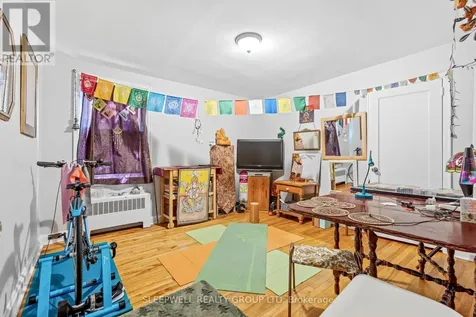 54 Centennial Boulevard Ottawa ON K1S 0M9