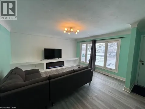 118 Jacobson Avenue St. Catharines ON L2T 3A5