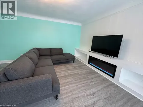 118 Jacobson Avenue St. Catharines ON L2T 3A5
