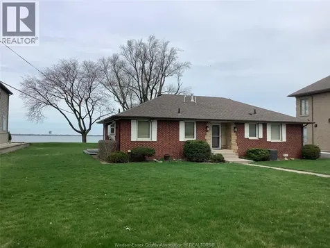 11506 Riverside Windsor ON N8P 1A4
