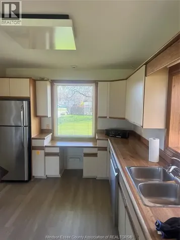 11506 Riverside Windsor ON N8P 1A4