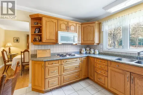 756 Champlain Road Tiny ON L9M 0C2