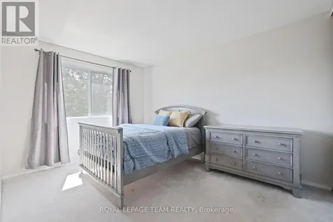 2942 Fairlea Crescent Ottawa ON K1V 8T7