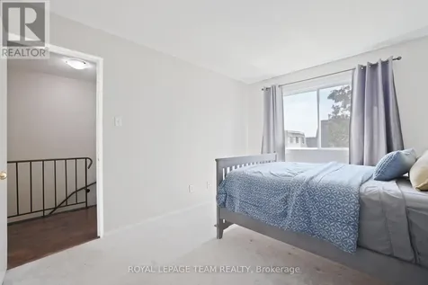 2942 Fairlea Crescent Ottawa ON K1V 8T7