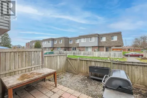 2942 Fairlea Crescent Ottawa ON K1V 8T7