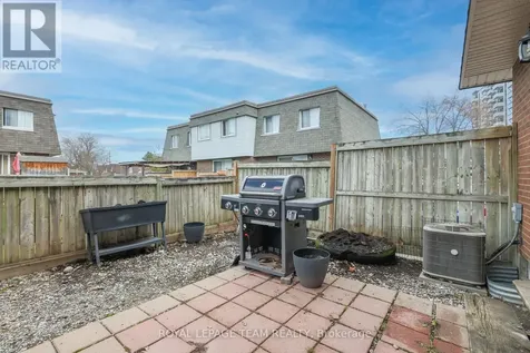2942 Fairlea Crescent Ottawa ON K1V 8T7