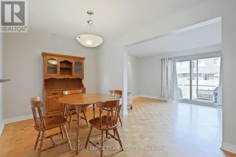 2942 Fairlea Crescent Ottawa ON K1V 8T7