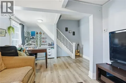 239 York Street St. Catharines ON L2R 6G5