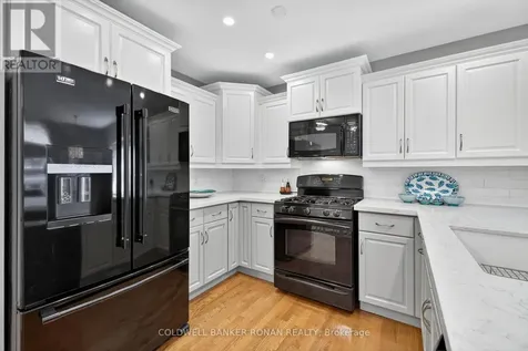 142 Bella Vista Trail New Tecumseth ON L9R 2G8