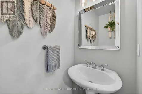 142 Bella Vista Trail New Tecumseth ON L9R 2G8