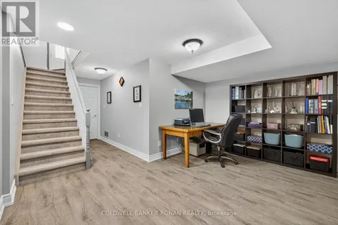 142 Bella Vista Trail New Tecumseth ON L9R 2G8