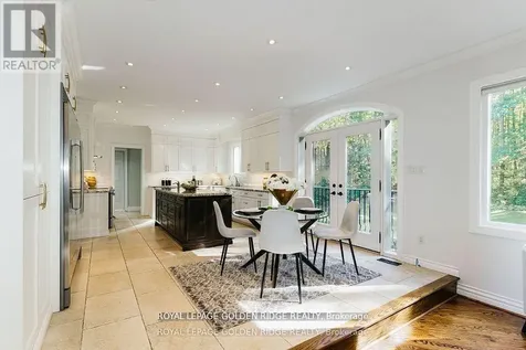 8 Greenvalley Circle Whitchurch-stouffville ON L4A 2L4