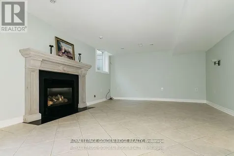 8 Greenvalley Circle Whitchurch-stouffville ON L4A 2L4