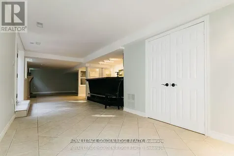 8 Greenvalley Circle Whitchurch-stouffville ON L4A 2L4