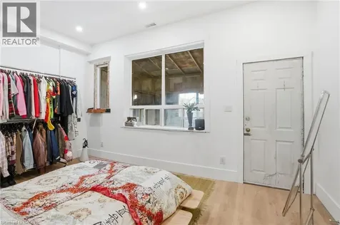 472 Barton Street East Hamilton ON L8L 2Y8