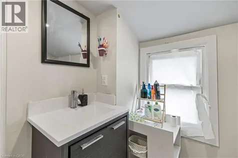 313 Gilmore Road Fort Erie ON L2A 2M9