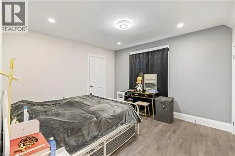 313 Gilmore Road Fort Erie ON L2A 2M9
