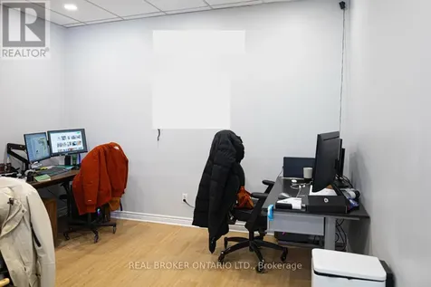 1111 Flint Road Toronto (york University Heights) ON M3J 3C7