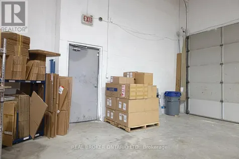 1111 Flint Road Toronto (york University Heights) ON M3J 3C7