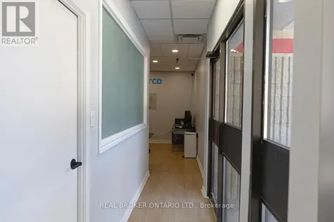1111 Flint Road Toronto (york University Heights) ON M3J 3C7