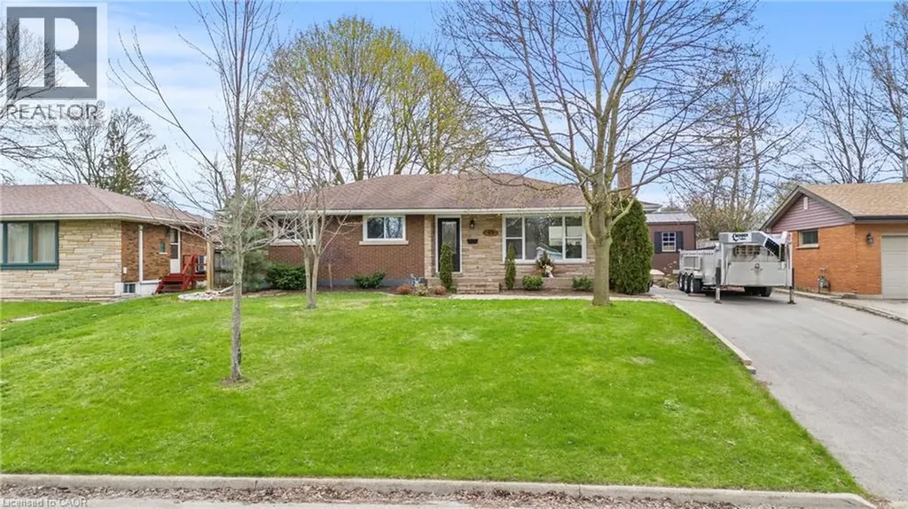 45 Driftwood Drive Brantford ON N3R 3K2
