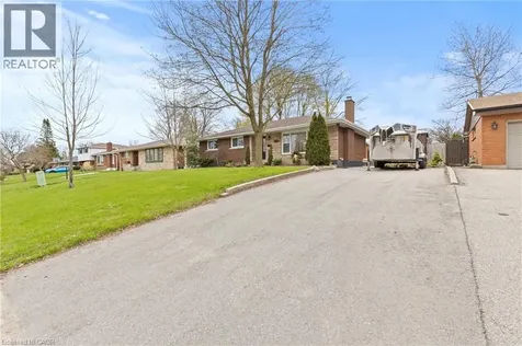45 Driftwood Drive Brantford ON N3R 3K2