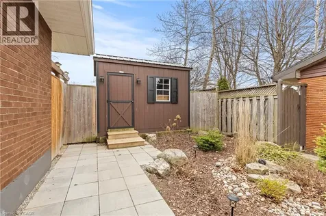 45 Driftwood Drive Brantford ON N3R 3K2