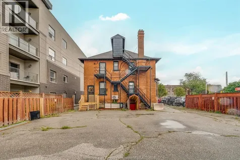 961 Ouellette Avenue Windsor ON N9A 4J5