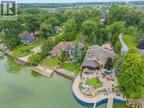 696 Old Tecumseh Road Lakeshore ON N0R 1A0