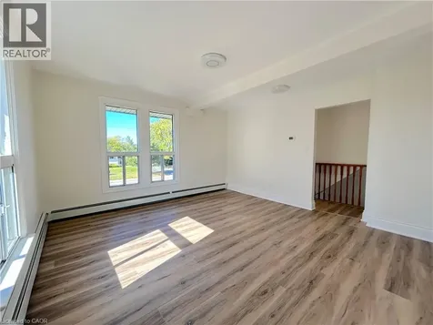 526 Fifty Road Stoney Creek ON L8E 5T4