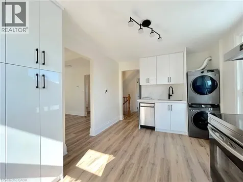 526 Fifty Road Stoney Creek ON L8E 5T4