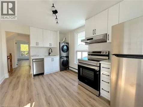 526 Fifty Road Stoney Creek ON L8E 5T4