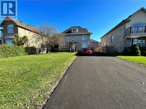 526 Fifty Road Stoney Creek ON L8E 5T4