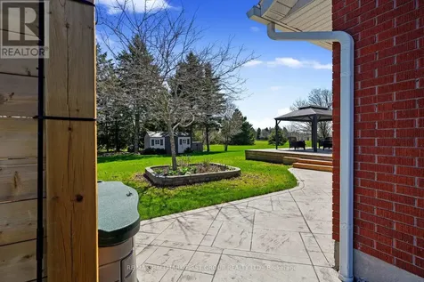 2764 Theatre Road South Hamilton Township ON K9A 4J7