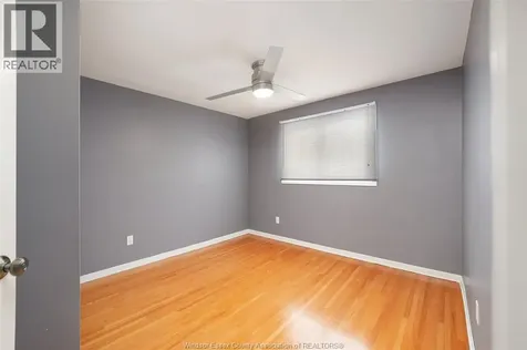 907 Gladstone Avenue Windsor ON N9A 2R5