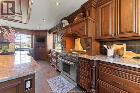6545 Riverside Drive East Windsor ON N8S 1C1
