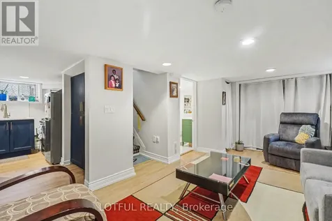 518 Hilson Avenue Ottawa ON K1Z 6C8