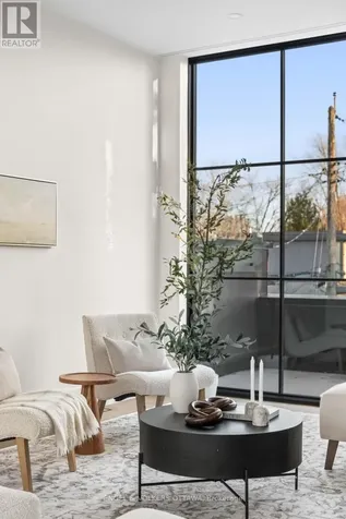 246 Byron Avenue Ottawa ON K1Z 6Y8