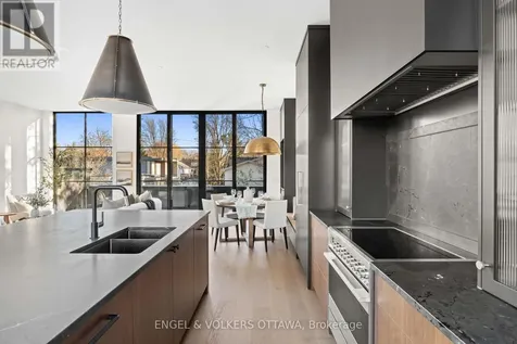 246 Byron Avenue Ottawa ON K1Z 6Y8