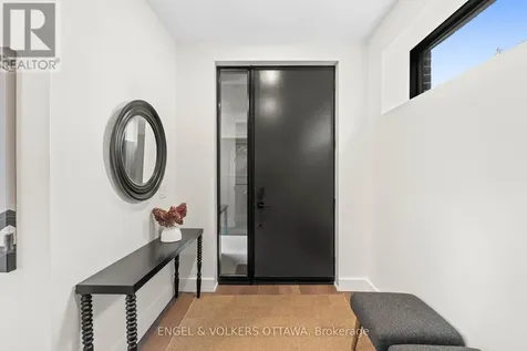 246 Byron Avenue Ottawa ON K1Z 6Y8