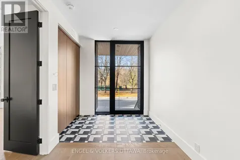 246 Byron Avenue Ottawa ON K1Z 6Y8