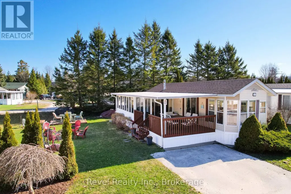 30 Huron Circle Wasaga Beach ON L9Z 1X7