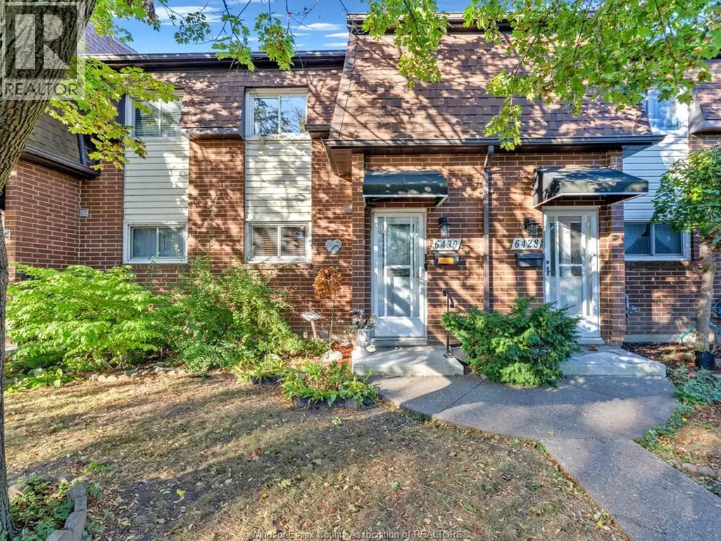 6430 Thornberry Windsor ON N8T 2W9