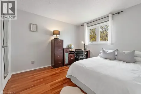 161 Riverview Street Oakville ON L6L 5S2