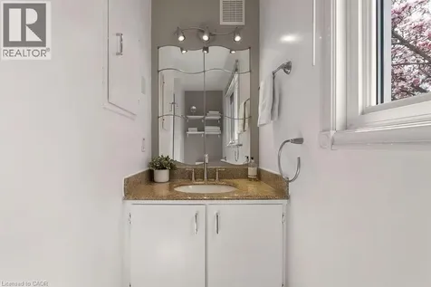 161 Riverview Street Oakville ON L6L 5S2