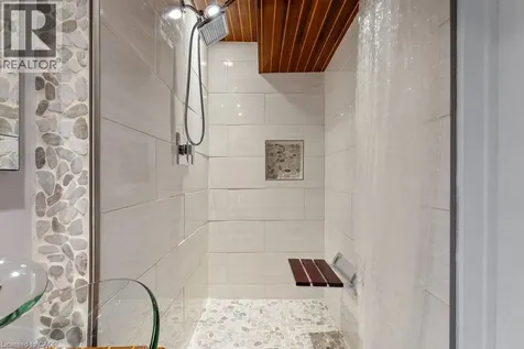 161 Riverview Street Oakville ON L6L 5S2