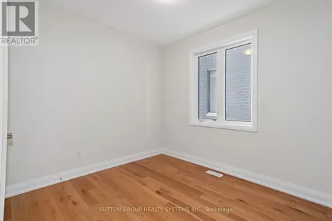 11 Sun Valley Avenue Wasaga Beach ON L9Z 0N6