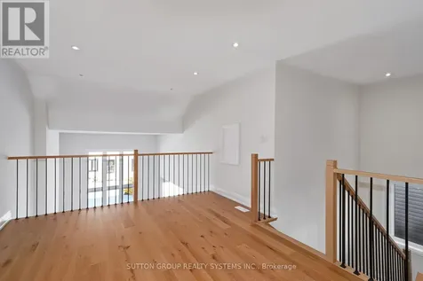 11 Sun Valley Avenue Wasaga Beach ON L9Z 0N6